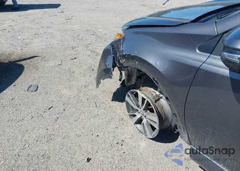 2018 Toyota Rav4 Xle из США, поврежденный, VIN JTMRFREVXJJ184101